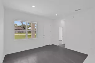 21723 SW Beach Blvd, Dunnellon, FL 34431 - Photo 5