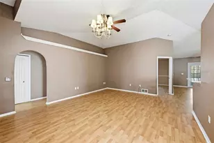 319 Pleasant Gardens Dr, Apopka, FL 32703 - Photo 5