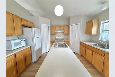 12052 Villa Road, Spring Hill, FL 34609 - Photo 7