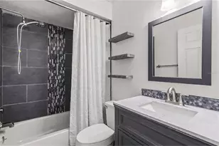 6922 Doehring Dr, Lakeland, FL 33810 - Photo 11