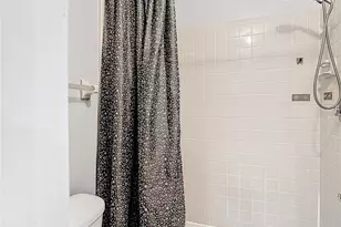 571 Hunter Cir, Kissimmee, FL 34758 - Photo 19