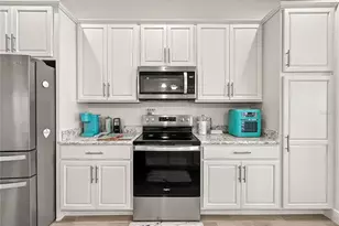 10351 Addison Shr Wy, Oxford, FL 34484 - Photo 13