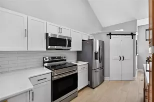 1432 Farrindon Cir, Lake Mary, FL 32746 - Photo 17