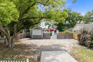 921 Pine Grove Ave, Orlando, FL 32803 - Photo 5