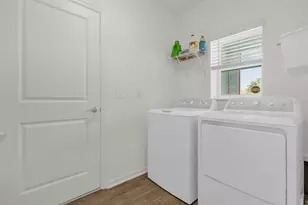 555 Jett Ln, Davenport, FL 33837 - Photo 19