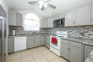 7609 Telegraph Hill Rd, Orlando, FL 32835 - Photo 3