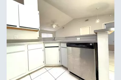 3221 Lackland Drive, Deltona, FL 32738 - Photo 9