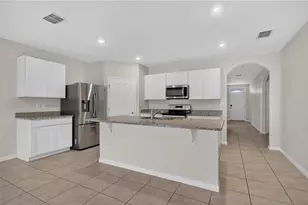 1292 Sugarwood St, Davenport, FL 33837 - Photo 9
