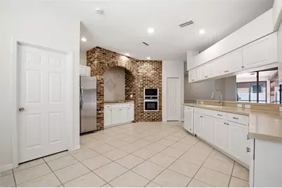 6648 Thackston Drive, Riverview, FL 33578 - Photo 9