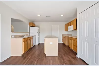 11331 Ivy Flower Loop, Riverview, FL 33578 - Photo 5