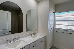 2502 Tropical Shores Dr SE, Saint Petersburg, FL 33705 - Photo 29