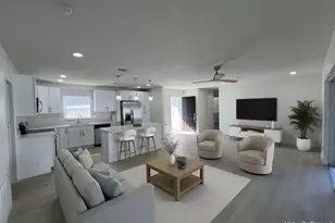 2502 Tropical Shores Dr SE, Saint Petersburg, FL 33705 - Photo 9