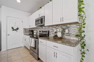 865 Gunnison Dr, Orange City, FL 32763 - Photo 13