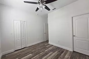 136 Weymouth Dr, Davenport, FL 33897 - Photo 17