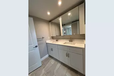 8802 Bay Pointe Drive #102, Tampa, FL 33615 - Photo 21