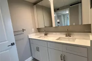 8802 Bay Pointe Dr, Tampa, FL 33615 - Photo 21