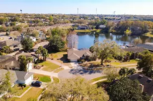 1125 Almond Tree Cir, Orlando, FL 32835 - Photo 3