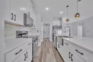 201 Begonia Ln, Poinciana, FL 34759 - Photo 17