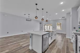 201 Begonia Ln, Poinciana, FL 34759 - Photo 13