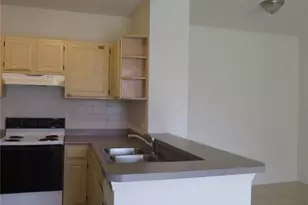 8826 Dunes Ct, Kissimmee, FL 34747 - Photo 11