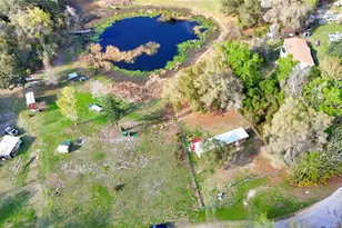 18225 SE 22nd Pl, Silver Springs, FL 34488 - Photo 5