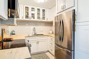 3800 Saxon Dr, New Smyrna Beach, FL 32169 - Photo 11