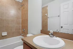 16 Canterbury Bell Dr, Oviedo, FL 32765 - Photo 13