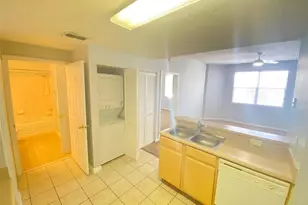 10831 Windsor Walk Dr, Orlando, FL 32837 - Photo 5