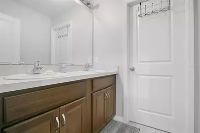 582 Black Eagle Drive, Groveland, FL 34736 - Photo 19