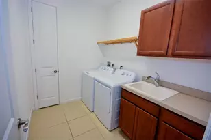 215 Avenham Dr, Deland, FL 32724 - Photo 41