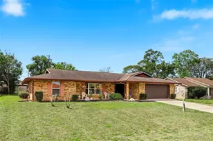 2034 Claremont Dr, Deltona, FL 32725 - Photo 1