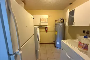39106 Grays Airport Rd, Lady Lake, FL 32159 - Photo 21