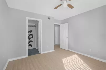 8613 Mallard Reserve Drive #102, Tampa, FL 33614 - Photo 5