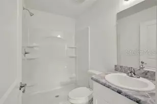 40091 Oakridge Dr, Lady Lake, FL 32159 - Photo 11