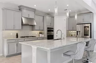 1218 Hillcrest View Loop, Apopka, FL 32703 - Photo 5