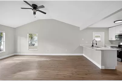 1724 E Mulberry Drive, Tampa, FL 33604 - Photo 5