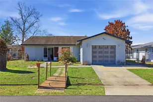 604 Heraldo Ct, Kissimmee, FL 34758 - Photo 1