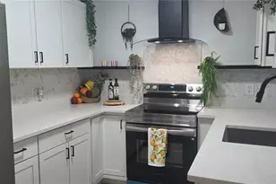 1152 NE 9th St, Ocala, FL 34470 - Photo 3