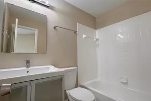 2532 Woodgate Blvd, Orlando, FL 32822 - Photo 9