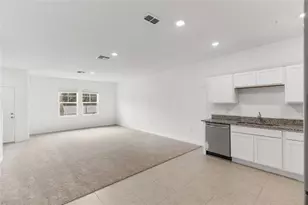 358 Cadberry Pl, Saint Cloud, FL 34771 - Photo 7