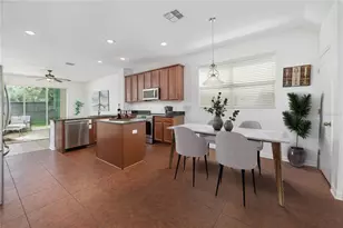 2878 Pewter Mist Ct, Oviedo, FL 32765 - Photo 7