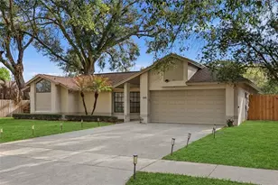 645 Rosemere Cir, Orlando, FL 32835 - Photo 1