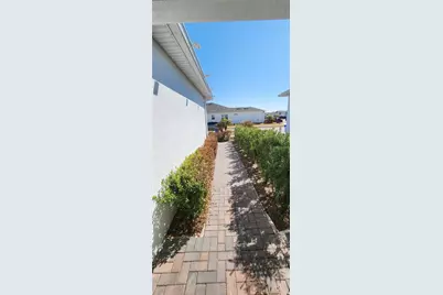 1823 Spring Shower Cir, Kissimmee, FL 34744 - Photo 35