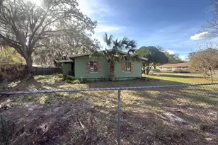 2103 Vine St, Leesburg, FL 34748 - Photo 5