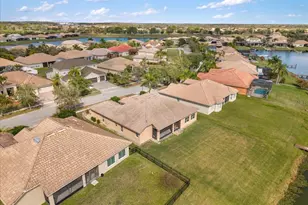 3533 Somerset Cir, Kissimmee, FL 34746 - Photo 47