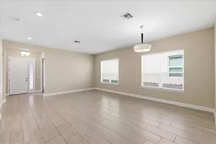16545 Broadwater Ave, Winter Garden, FL 34787 - Photo 3
