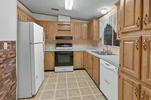 2509 Independence Ln, Saint Cloud, FL 34772 - Photo 9