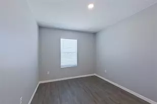 31926 Katelin Cir, Leesburg, FL 34748 - Photo 9