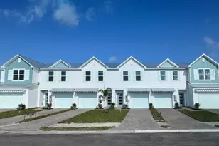 10534 Fountain Palm Cir, Bokeelia, FL 33922 - Photo 1