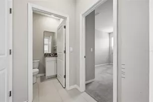 1516 Tropical Oasis Ave, Plant City, FL 33565 - Photo 23